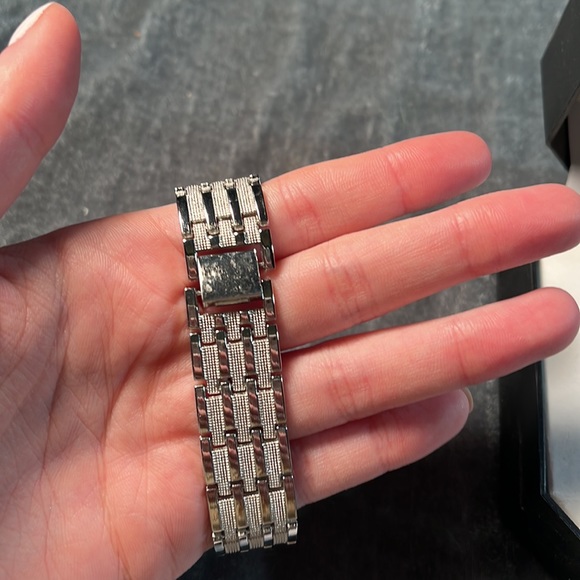 Geneva Watch - Picture 4 of 8